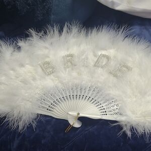 Luxurious White Feather Bridal Fan
